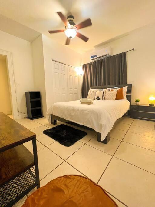 Cozy 1-Bedroom Rental In Miami Exteriér fotografie