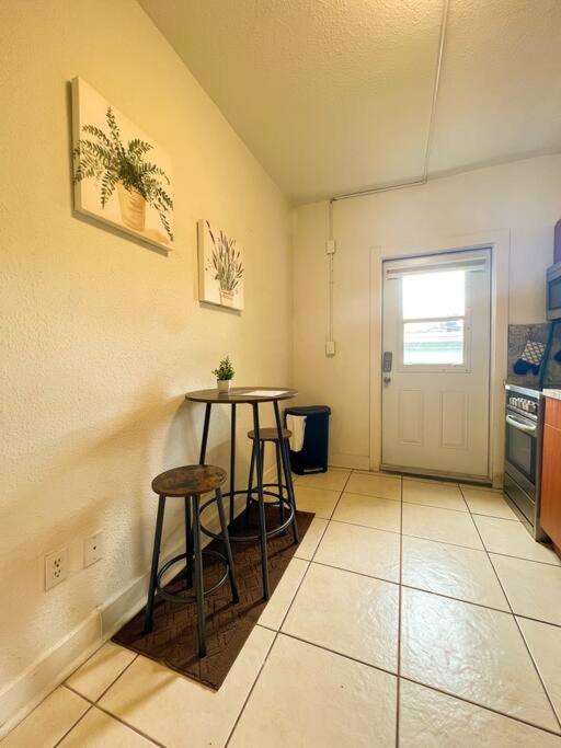 Cozy 1-Bedroom Rental In Miami Exteriér fotografie